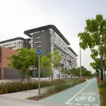 Masdar 1Br Apt Peaceful Retreat And Near Airport
